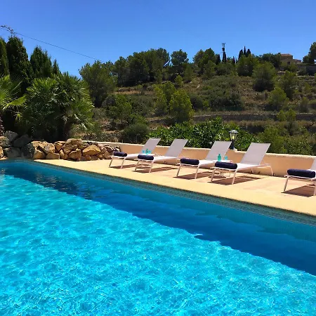 Villa Mimosa *