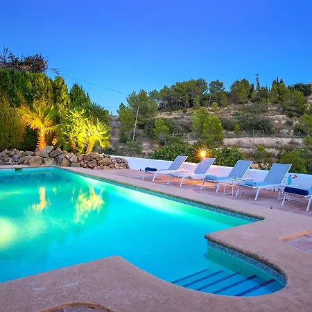 Mimosa Villa *